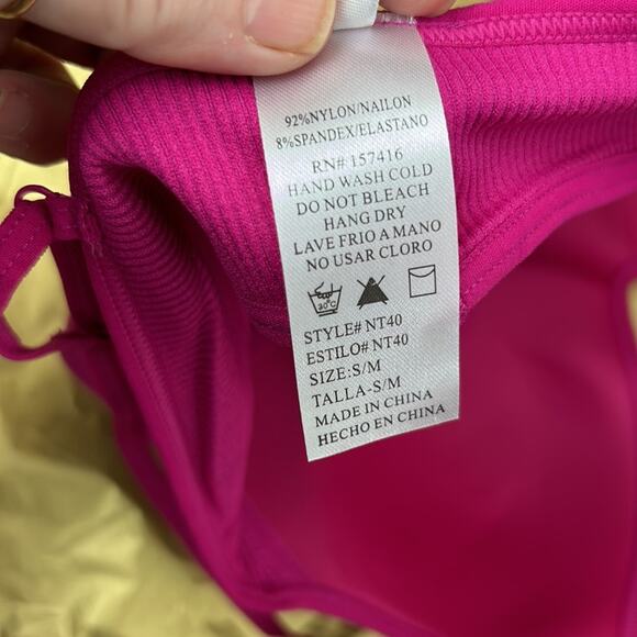 NWT New Mix ribbed magenta built in bra adjustable strap cami tank small/medium - Picture 9 of 12